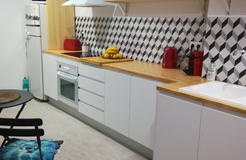 Alicante Apartment | Apartment with terrace in 5th 15 minutes from the beach on foot with WI-FI.
