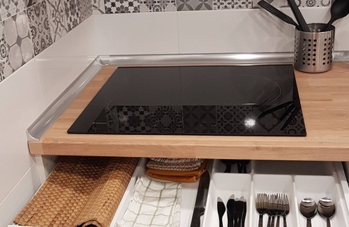 Escobedo Apartment | Apartment with Wi-Fi and parking