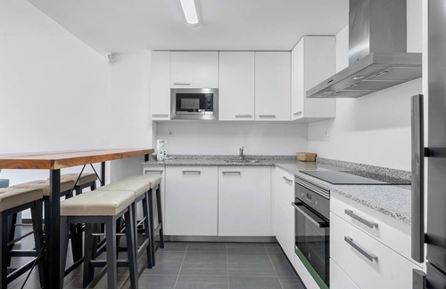 Roques Daurades Apartment | Apartment 'Xaloc By Enjoy Rocas Doradas' with Sea View, Wi-Fi and Air Conditioning