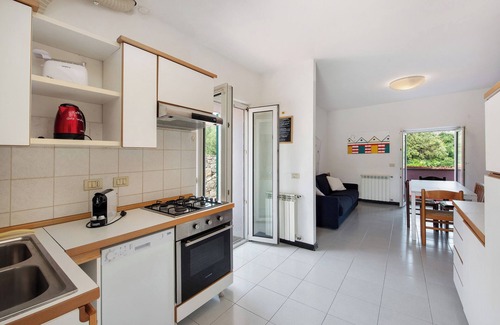 Celle Ligure Apartment | Apartment 'Zafferano Suites - Mirto' with Sea View, Private Terrace and Wi-Fi