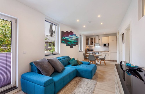 Usseln Apartment | Apartment 'Zentral' with Private Garden and Balcony