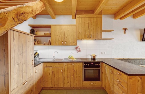 Chifa Apartment | Apartment 'Zirbenstadel' with Mountain View, Shared Terrace and Wi-Fi