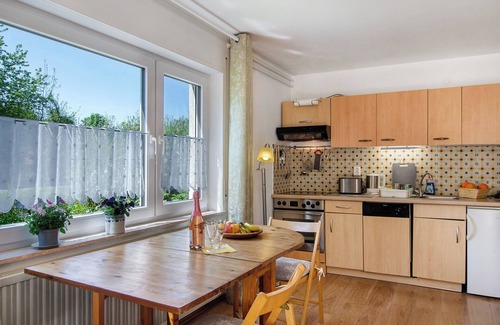 Stockach Apartment | Apartment 'Zizi' with Mountain View, Private Terrace and Wi-Fi