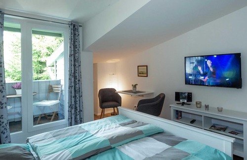 Toppenstedt Apartment | Apartment Zur Heideblüte - Paulmann vacation rentals