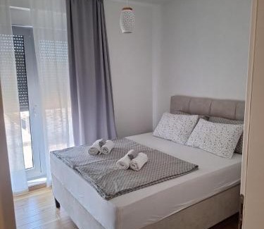 Siroki Brijeg Apartment | Apartment24