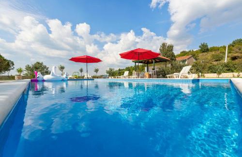 Ruzic Villa | APARTMENTS ANA