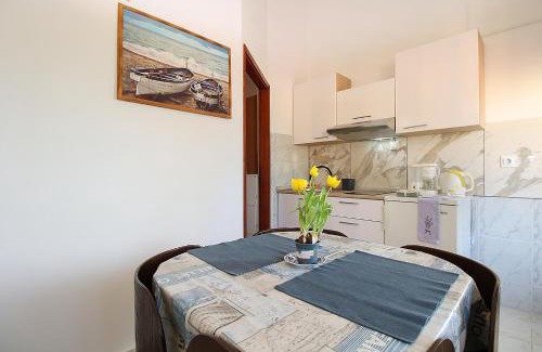 Barbariga House | Apartments and rooms Milan 2380