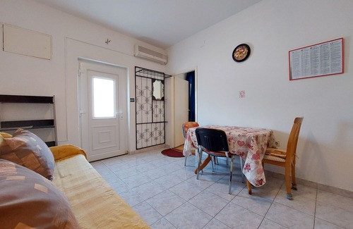 Senj Apartment | Apartments Anka (69871-A1) - Senj