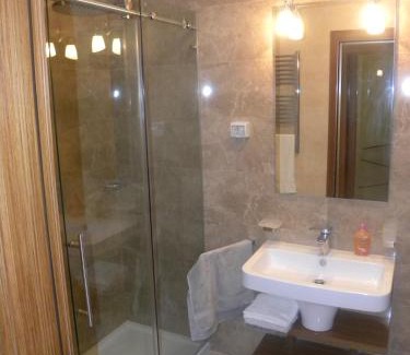 Downtown Apartment | Apartments Athos
