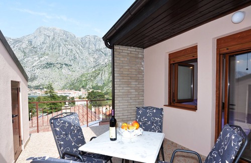 Skaljari Apartment | Apartments Baletic