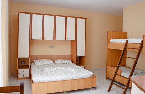 Shkembi i Kavajes Apartment | Apartments Bella Vista