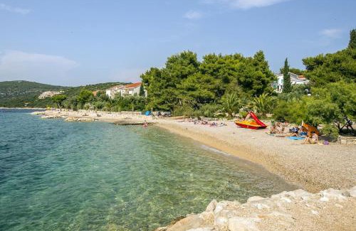 Maslinica Apartment | Apartments by the sea Maslinica, Solta - 14748