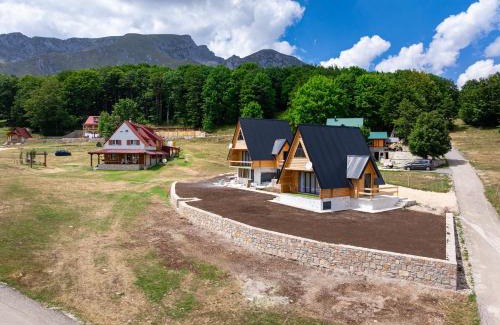 Virak Cabin | Apartments CENTER OF THE WORLD
