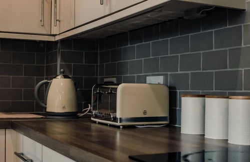 Kirkheaton Apartment | Apartments-dealhouse