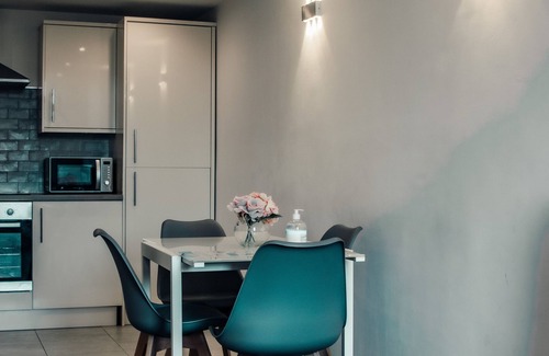 Kirkheaton Apartment | Apartments-dealhouse