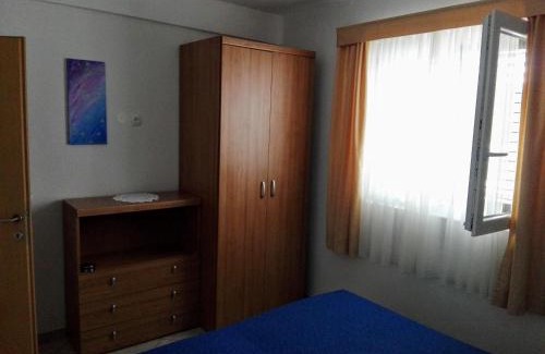 Vrboska Apartment | Apartments Dora, with a beautiful view of the bay, near the sea and center
