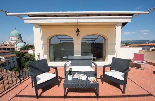 Sant' Ambrogio Apartment | Apartments Florence Santa Croce Terrace Deluxe