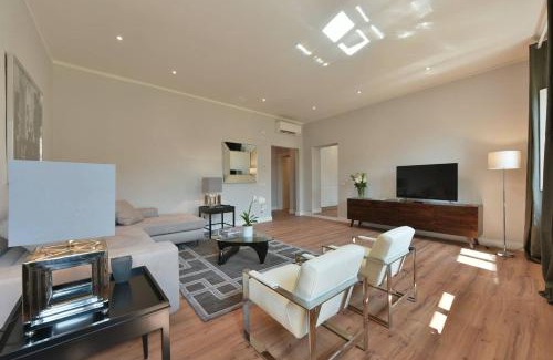 Sant' Ambrogio Apartment | Apartments Florence Santa Croce Terrace Deluxe