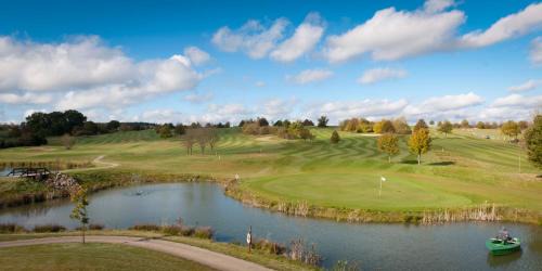 Lauterbach Resort | Apartments Golfpark Schlossgut Sickendorf