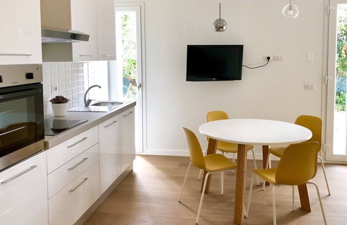 Misano Adriatico Apartment | Apartments "Il Noce" - Entire Structure
