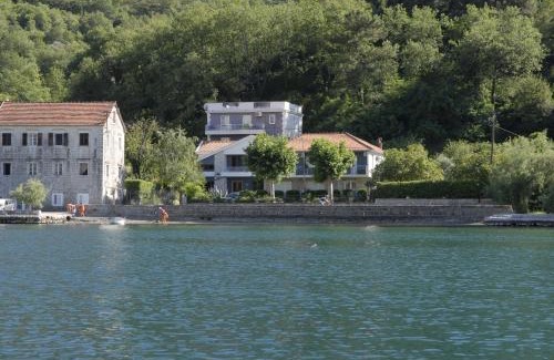 Prcanj Apartment | Apartments Ivanović