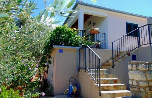 Cove Donja Krusica (Donje selo) Apartment | Apartments Jagoda (10992-A2) - Donja Krušica