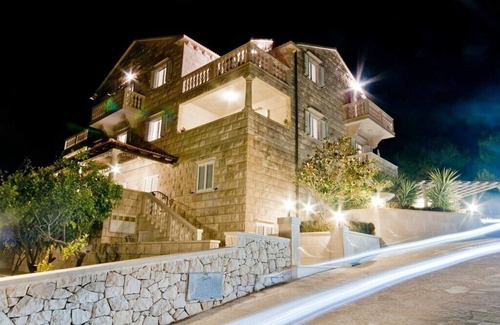 Sumartin Apartment | Apartments Jasna, (14833), Sumartin, Croatia