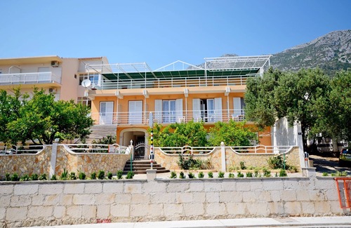 Gradac Apartment | Apartments Joško (39911-A8) - Gradac