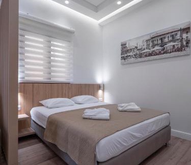Maini House | Apartments Mary