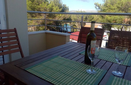 Cove Osibova (Milna) Apartment | Apartments Mimose - Two Bedroom Apartment with Terrace and Sea View