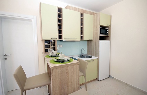 Sutomore Apartment | Apartments Oktopus (39581-A7) - Sutomore