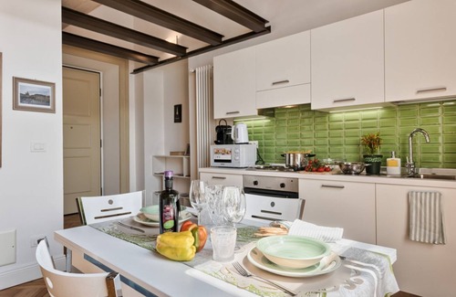 Historic Centre Apartment | Apartments To Art Frejus