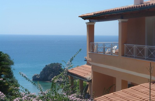 Pelekas House | Apartments "Tonia" on Pelekas beach