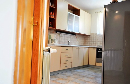 Pucisca Apartment | Apartments Tonka, (15099), Pućišća, Croatia