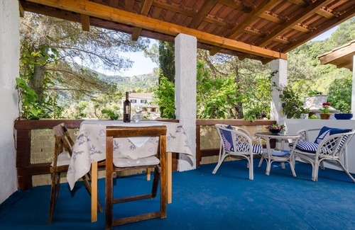 Okuklje Apartment | Apartments Vera - One-Bedroom Apartment with Terrace and Sea View (Rea)