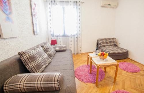 Kaluđerac Apartment | Apartments Viktorija