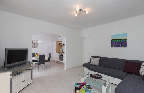 Zvekovica Apartment | Apartments Villa Key - Two Bedroom Apartment with Terrace