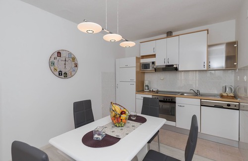 Zvekovica Apartment | Apartments Villa Key - Two Bedroom Apartment with Terrace