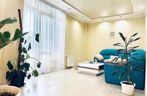Rivne Apartment | Apartments with a coffee machine in the city center, near a park and Zlata Plaza