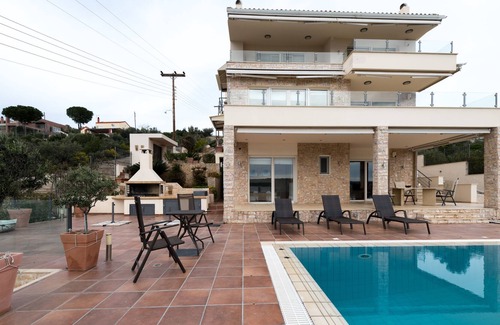 Theologos Apartment | Apartments with comfort and amazing sea view