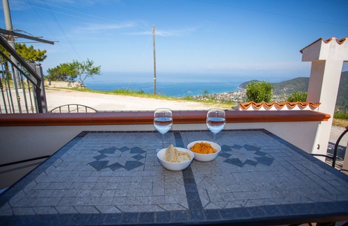 Castellabate Apartment | Apartments with sea view/Where the sun always shines .