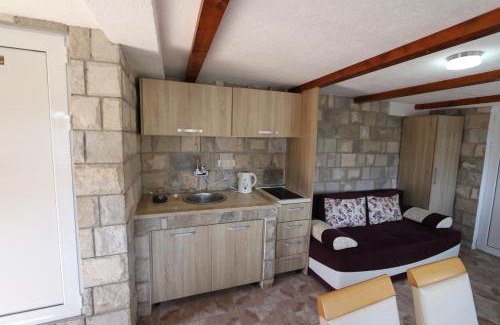 Kaluđerac Apartment | Apartments Woodstock 4