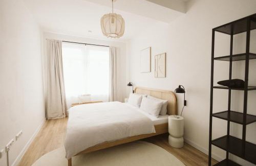 Radeberg Apartment | ApartNaest Radeberg - vollausgestattete 1 - 4 Zimmer Apartments I 24h flexibler mobiler Check-in via Link I Parkplatz auf Anfrage I Platz für bis zu 60 Personen