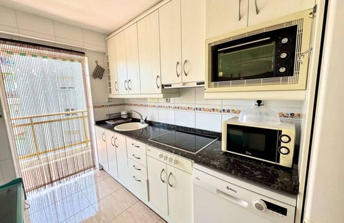 Salou City Centre Apartment | Apartsalou Hawai Apartment