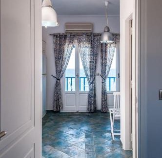 Apollonia House | Aphrodite by Akroploro