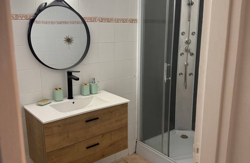 Pointe-a-Pitre Apartment | Aphrodite - Love Room