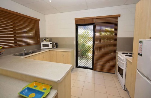 South Mission Apartment | Apollo Jewel Beachfront Apartments