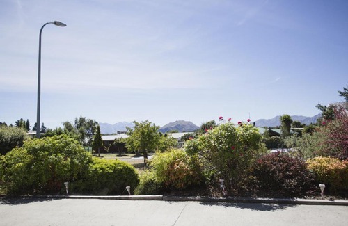 Wanaka Cabin | Apollo Lodge and Apartment