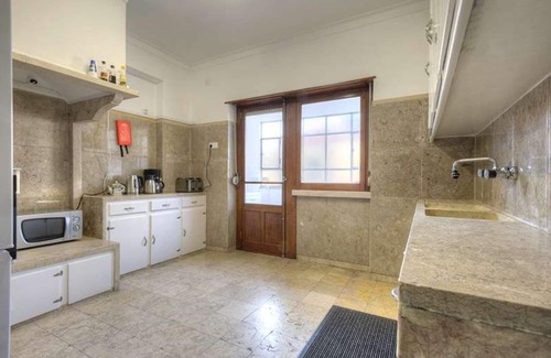 Santa Engracia Apartment | APOLONIA 4. In the center of the monumental Lisbon