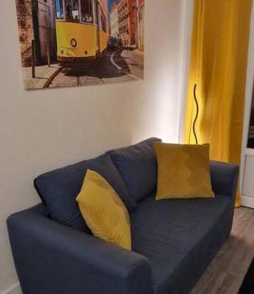 Evreux Apartment | App 1- Studio Lumineux et Jardin Hyper-Centre 5min gare